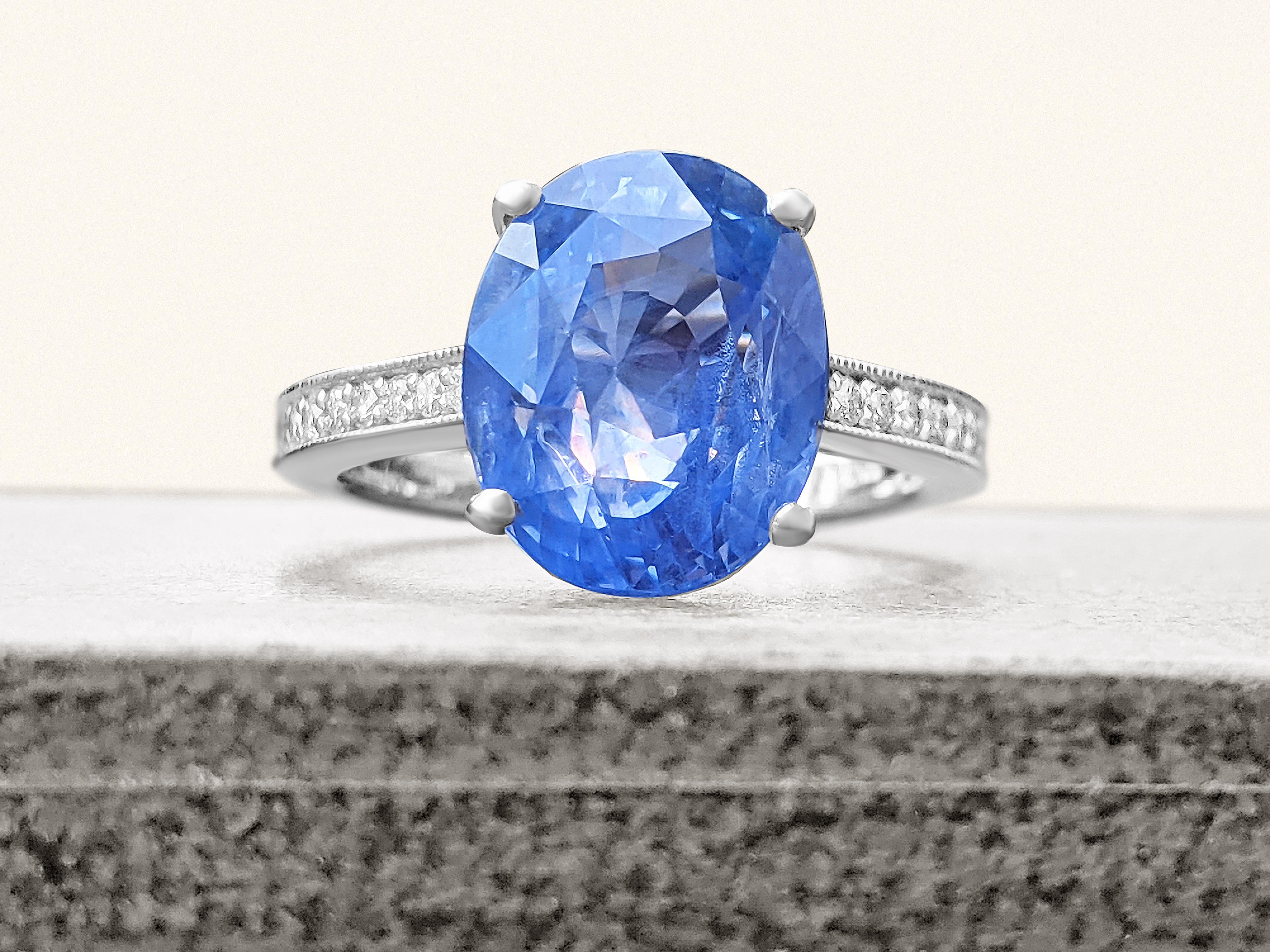 9.35 Carat Blue Sapphire and Diamonds Ring 1