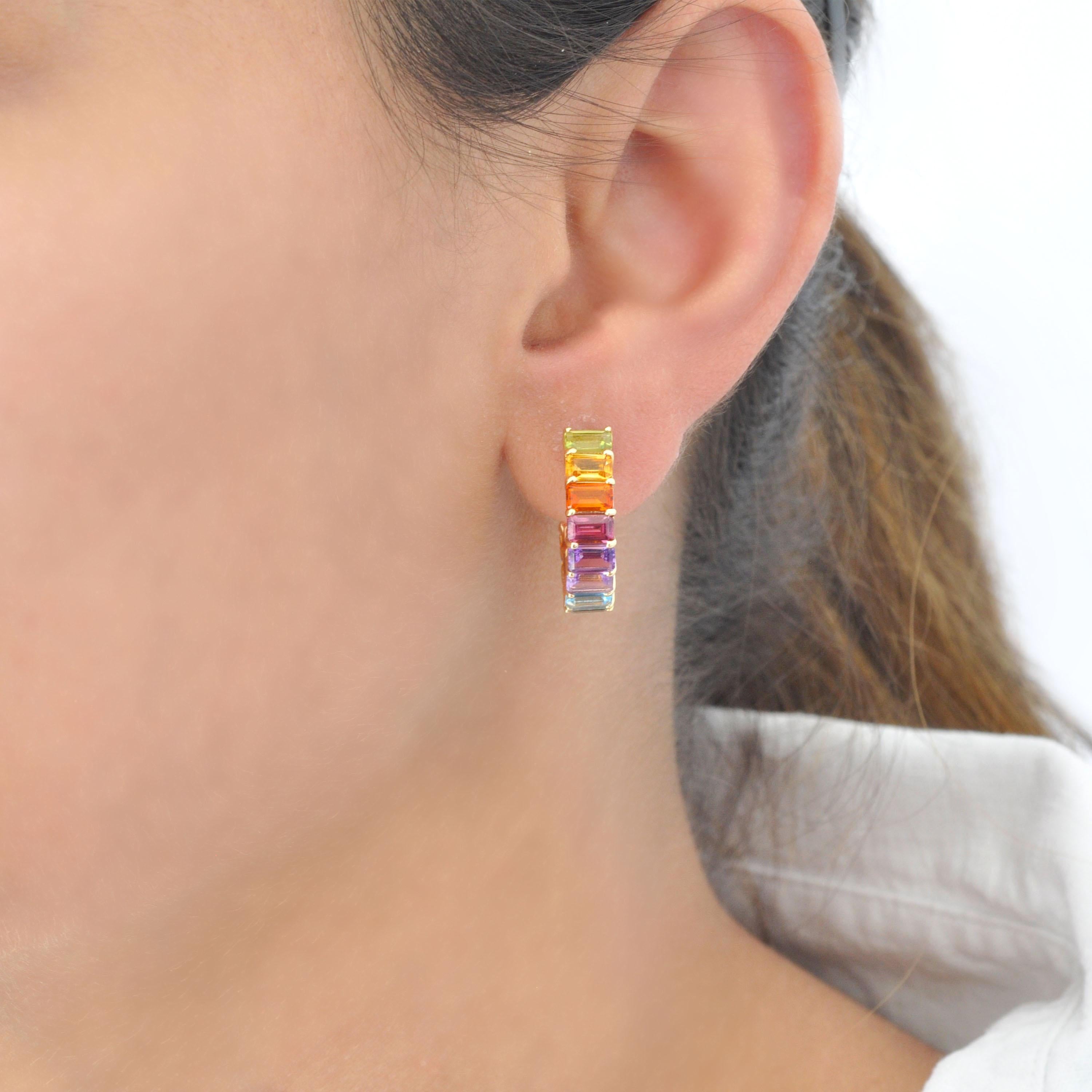 Pendientes de aro de oro octogonal con gemas multicolor arco iris de 9,35 quilates en venta 7