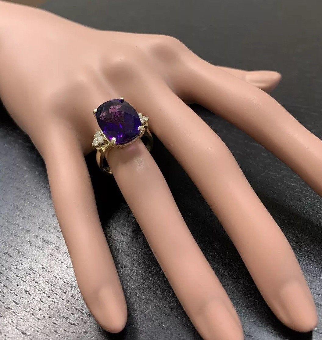 9.35 Carat Natural Impressive Amethyst and Diamond 14 Karat Yellow Gold Ring For Sale 1