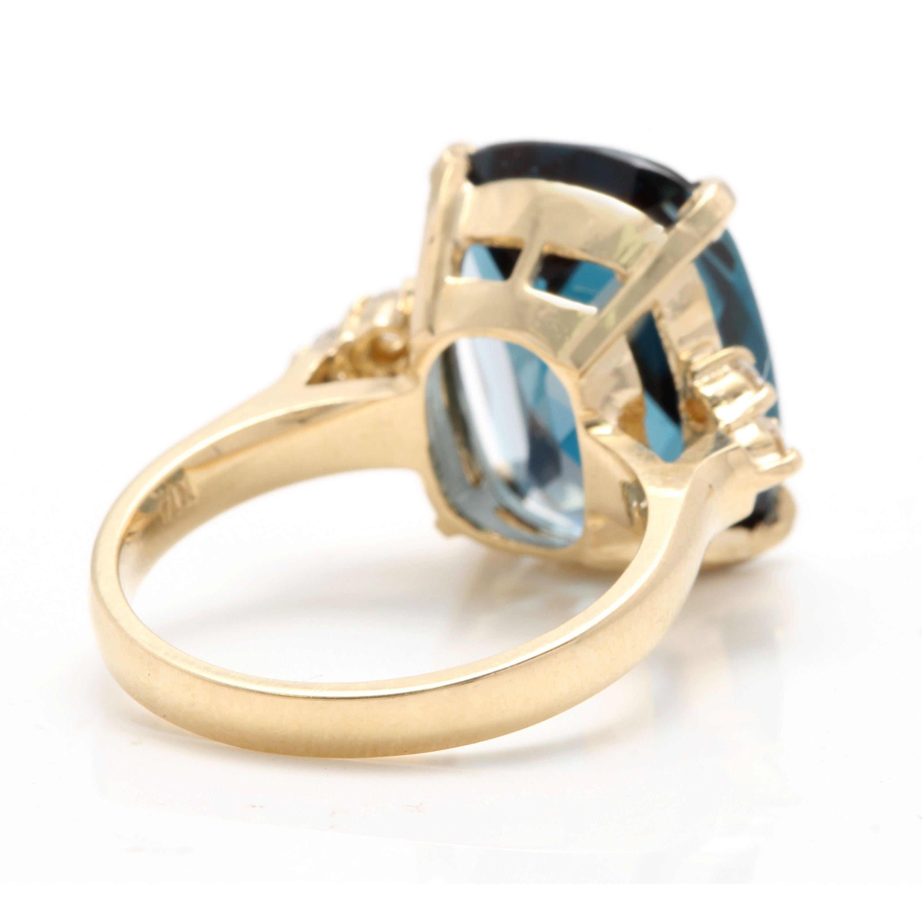 9.35 Carat Natural Impressive London Blue Topaz and Diamond 14 Karat Gold Ring In New Condition For Sale In Los Angeles, CA