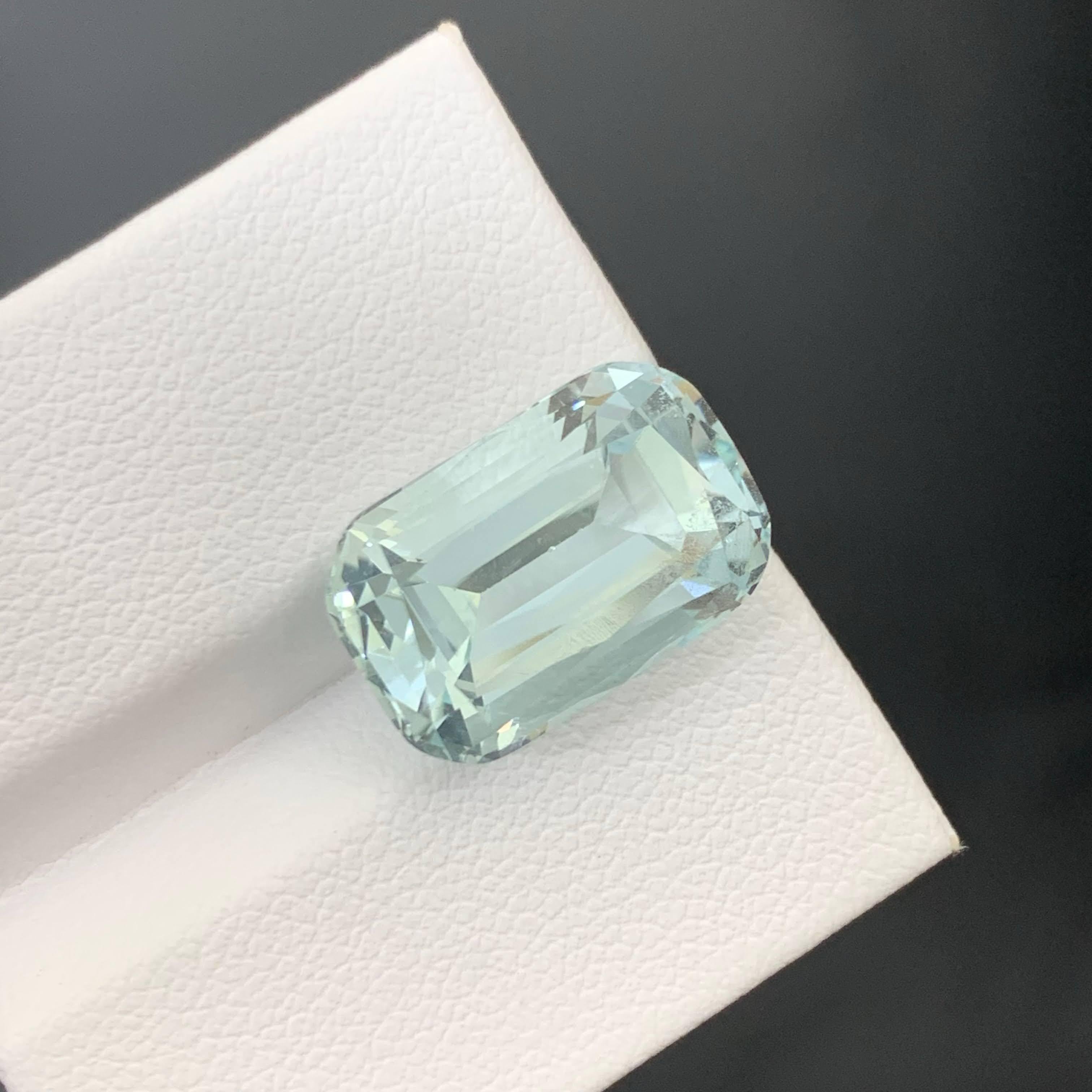 9.35 Karat Natürlicher loser hellblauer Aquamarin im Kissenschliff Pakistanischer Edelstein im Angebot 2