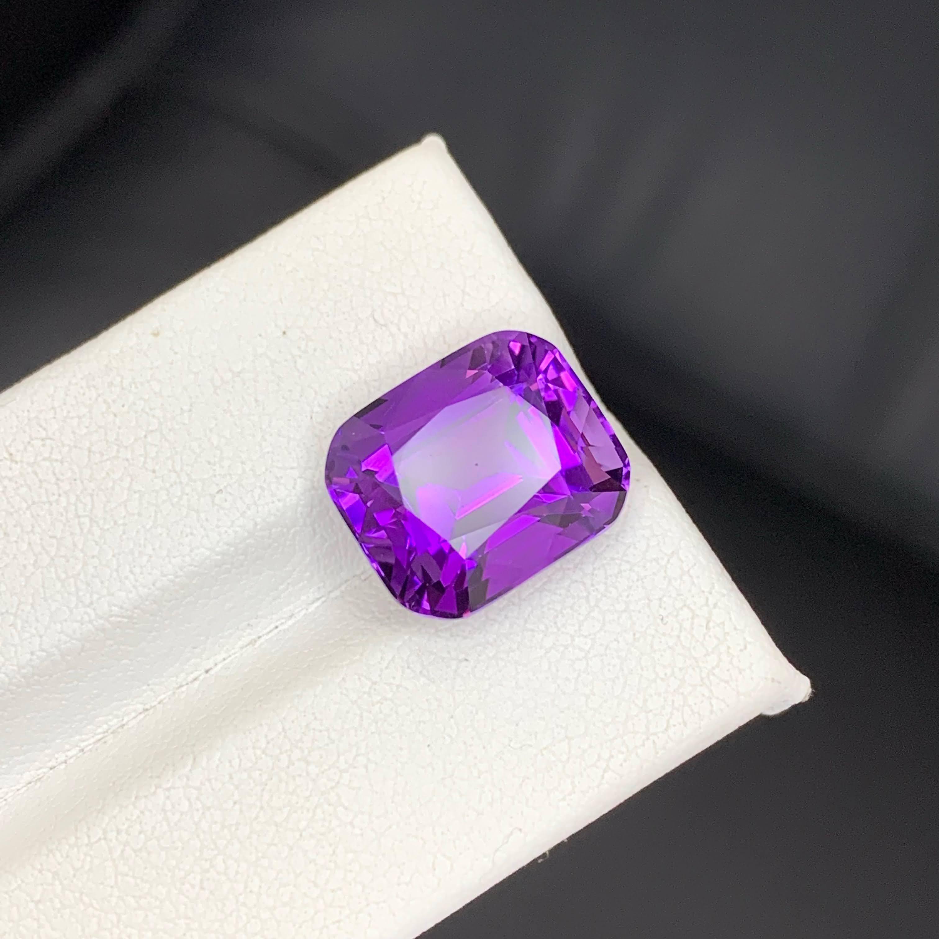 Taglio cuscino 9.35 carati di pietra ametista viola naturale sciolta con taglio a cuscino Gemma brasiliana in vendita