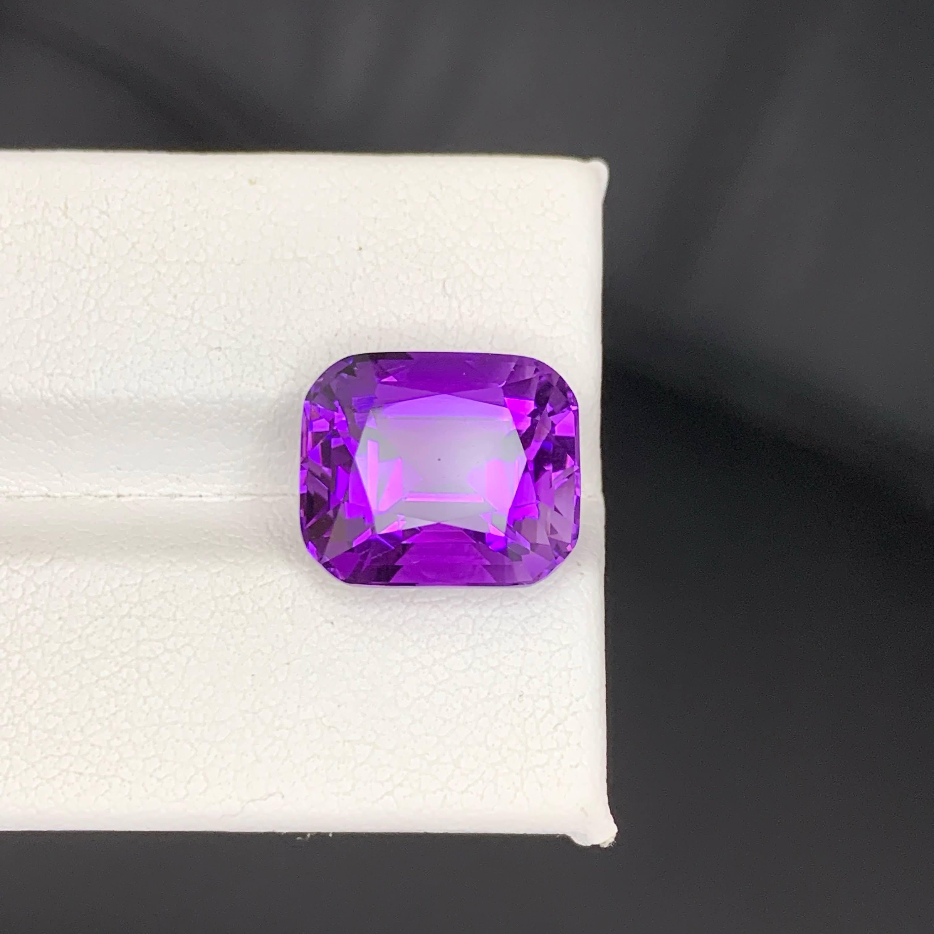 9.35 carati di pietra ametista viola naturale sciolta con taglio a cuscino Gemma brasiliana in vendita 2