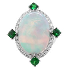 Bague en opale de couleur coucher de soleil de 9,35 carats, tsavorite et diamant blanc de 0,71 carat