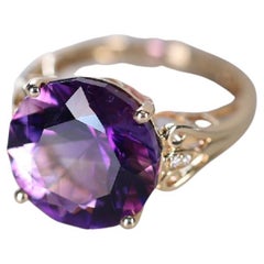 9.36 Carat Amethyst and 0.02 Carat Round-Cut Diamond 14 Karat Yellow Gold Ring