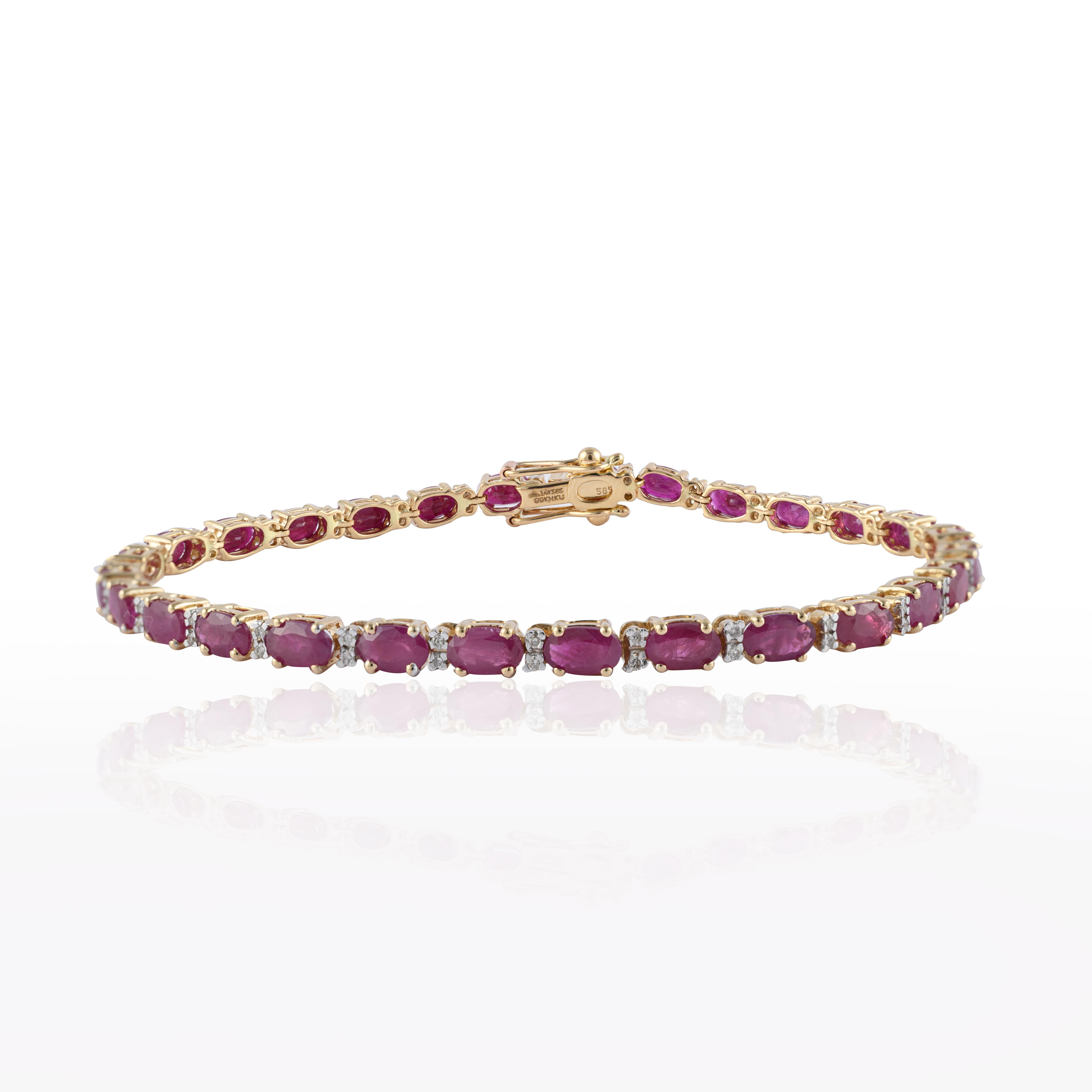 Contemporary 9.36 Carat Genuine Ruby Diamond Tennis Bracelet in 14K Solid Yellow Gold For Sale
