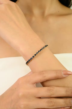 Brazalete de tenis de zafiro azul natural de 9,38 quilates, engastado en oro amarillo de 14 quilates