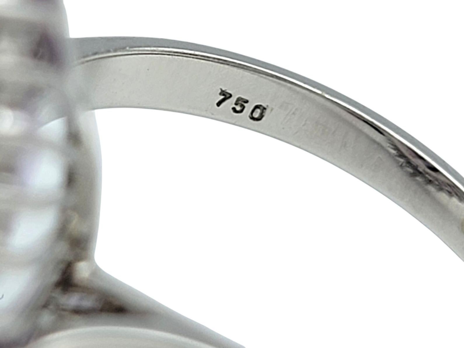 De las mujeres Anillo de cóctel de amatista de talla oval de 9,38 quilates y halo de diamantes en oro de 18 quilates en venta