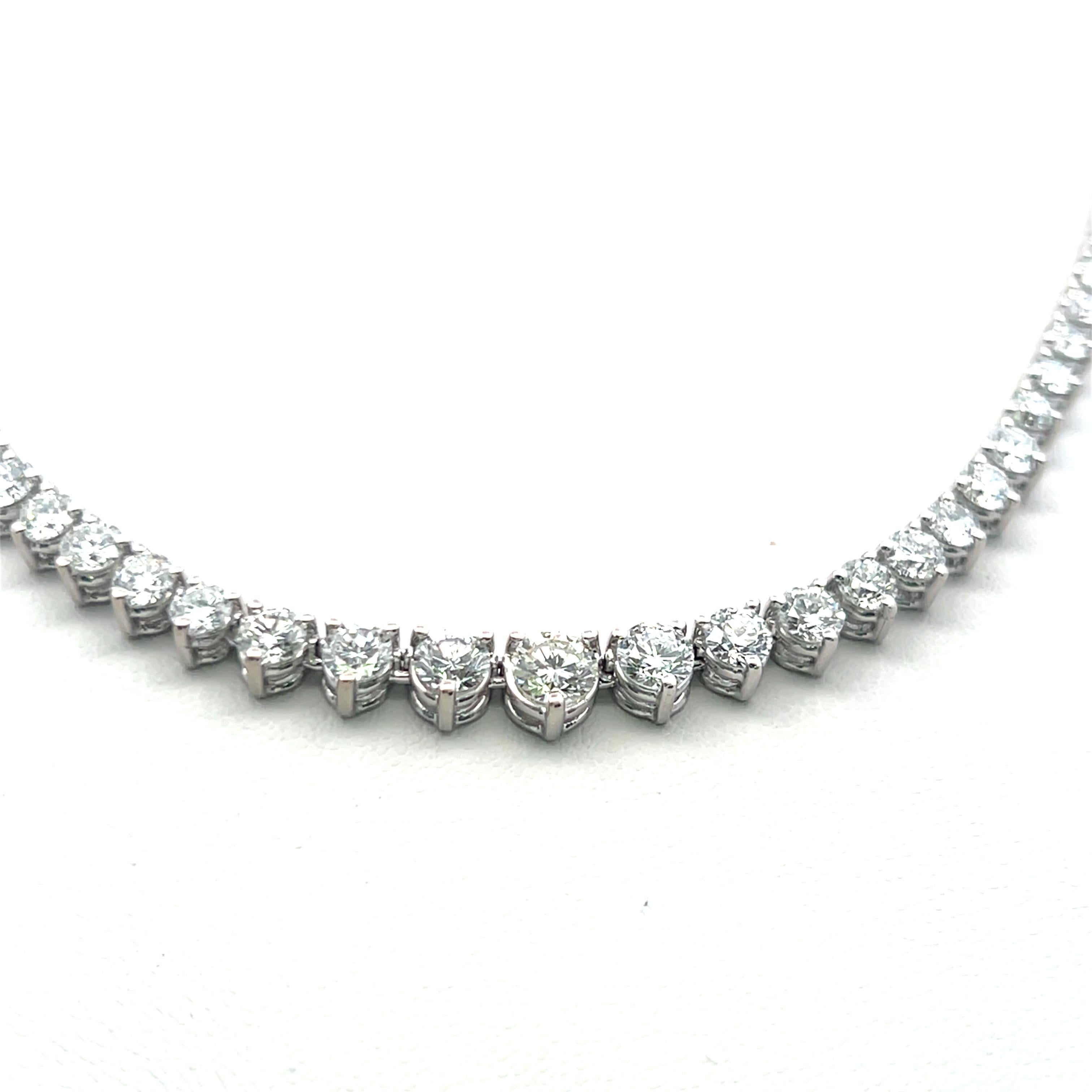 9.39 Carat Round Brilliant Diamond 14 Karat White Gold Riviera Necklace For Sale 1