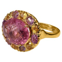 Anello da cocktail in oro 18k con spinello rosa e zaffiro 9,3k