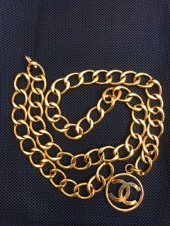 1993 Vintage CHANEL Massive Gold Toned CC Chain Belt