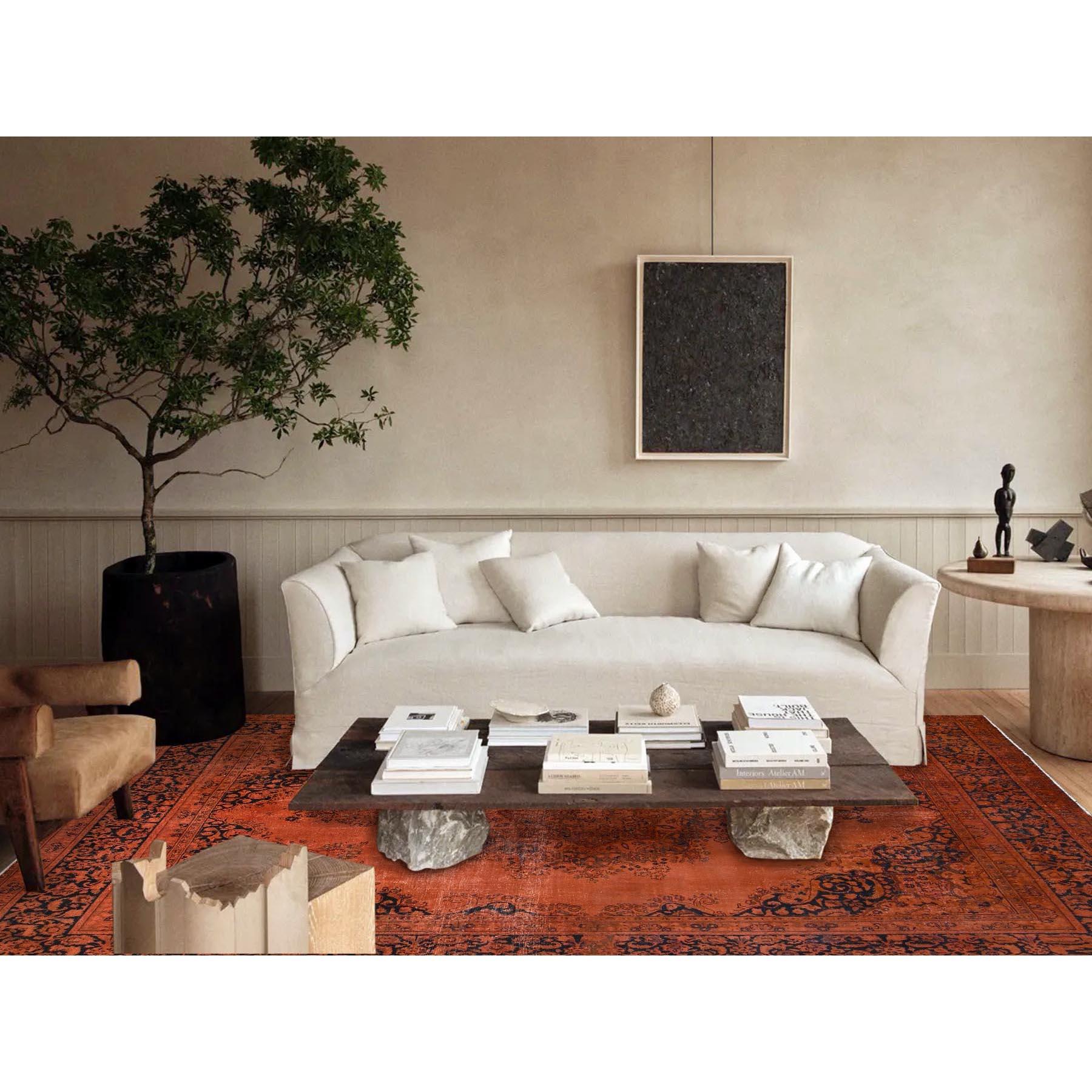 Ce fabuleux tapis noué à la main a été créé et conçu pour une résistance et une durabilité accrues. Ce tapis a été fabriqué à la main pendant des semaines selon la méthode traditionnelle qui est utilisée pour faire des
Taille exacte du tapis en