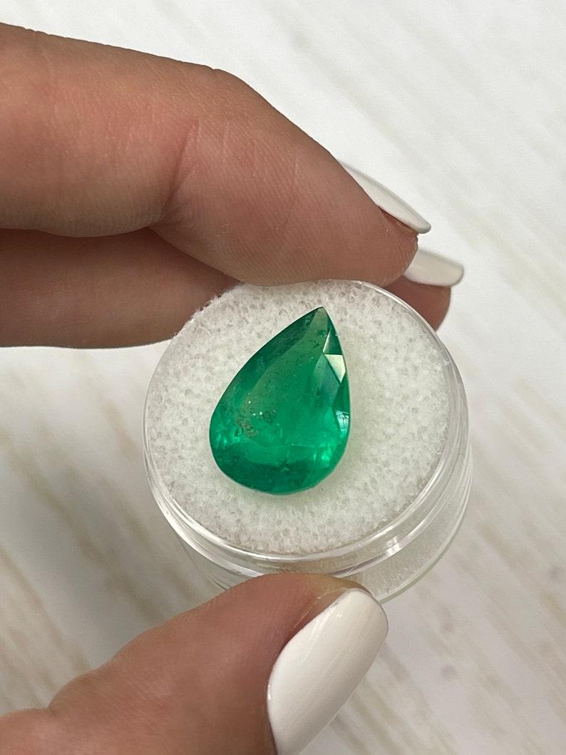 9,40 Carati 17,5x12 Smeraldo colombiano di alta qualità - Gemma di maggio con taglio a pera In condizioni Nuovo in vendita a Jupiter, FL