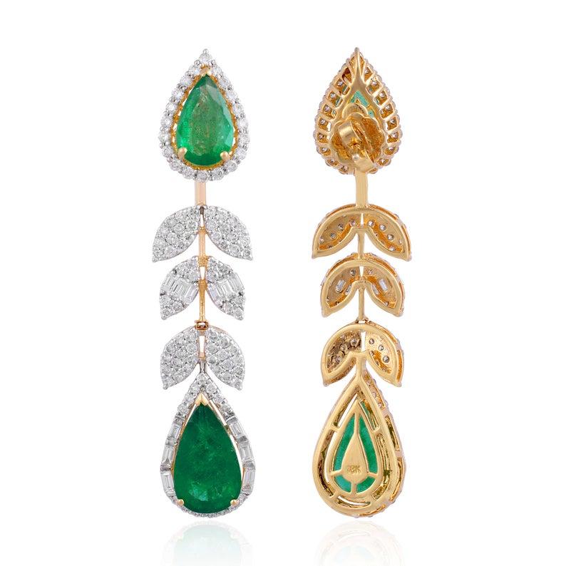 Modern 9.40 Carat Emerald Diamond 14 Karat Gold Leaf Earrings For Sale