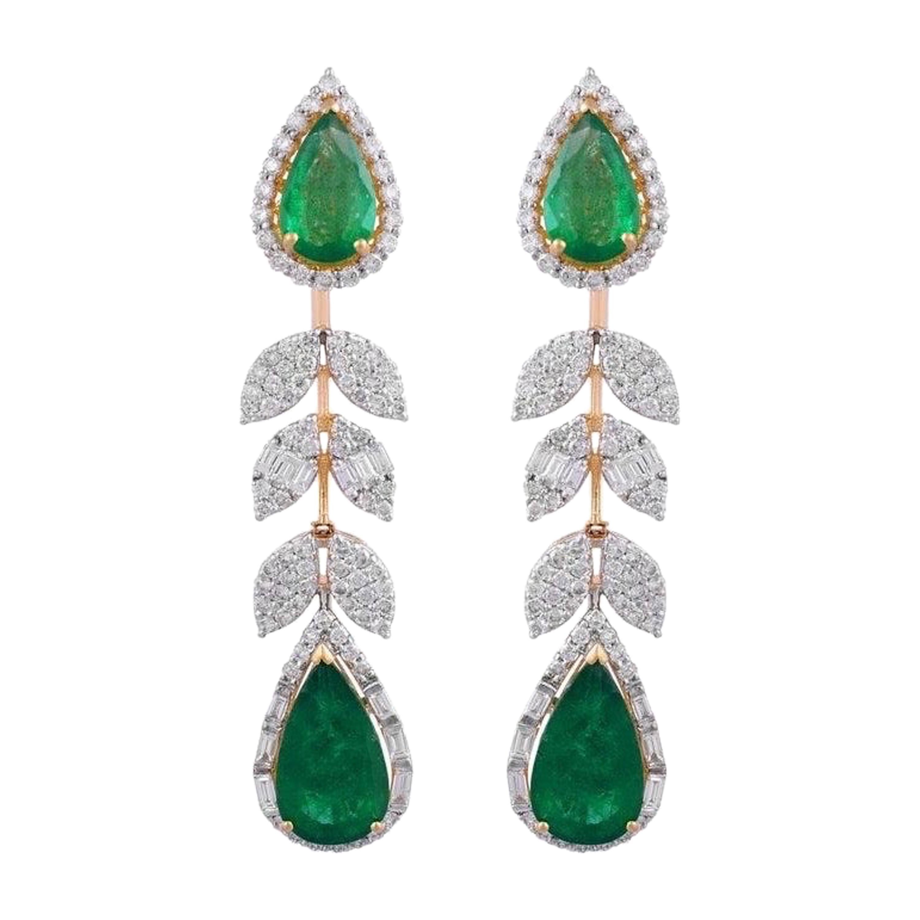 Boucles d'oreilles feuille en or 14 carats avec diamants et émeraudes de 9,40 carats