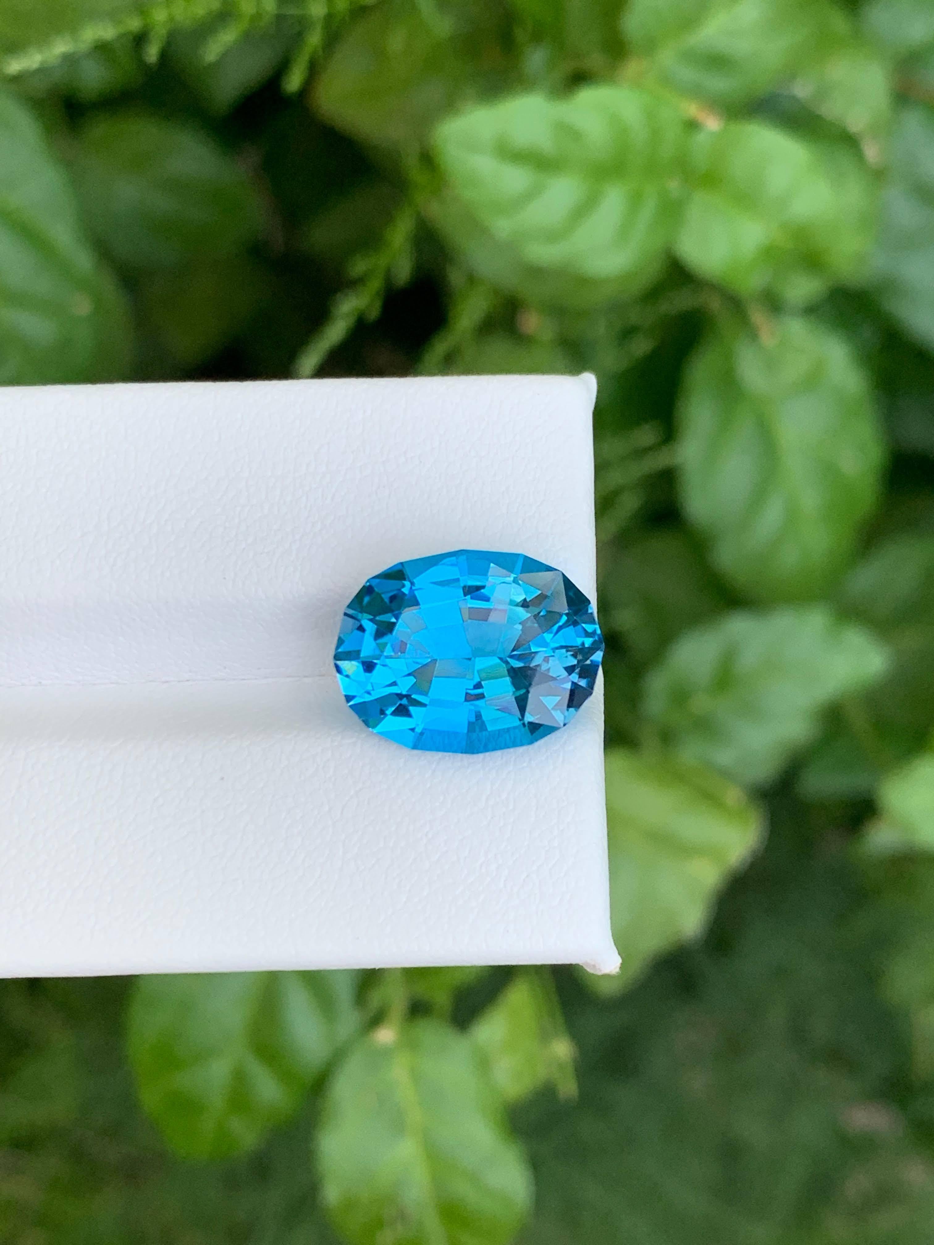 9,40 Karat Natürlicher Lose Neon Blauer Topas Stein Oval Schliff Madagaskars Edelstein (Moderne) im Angebot