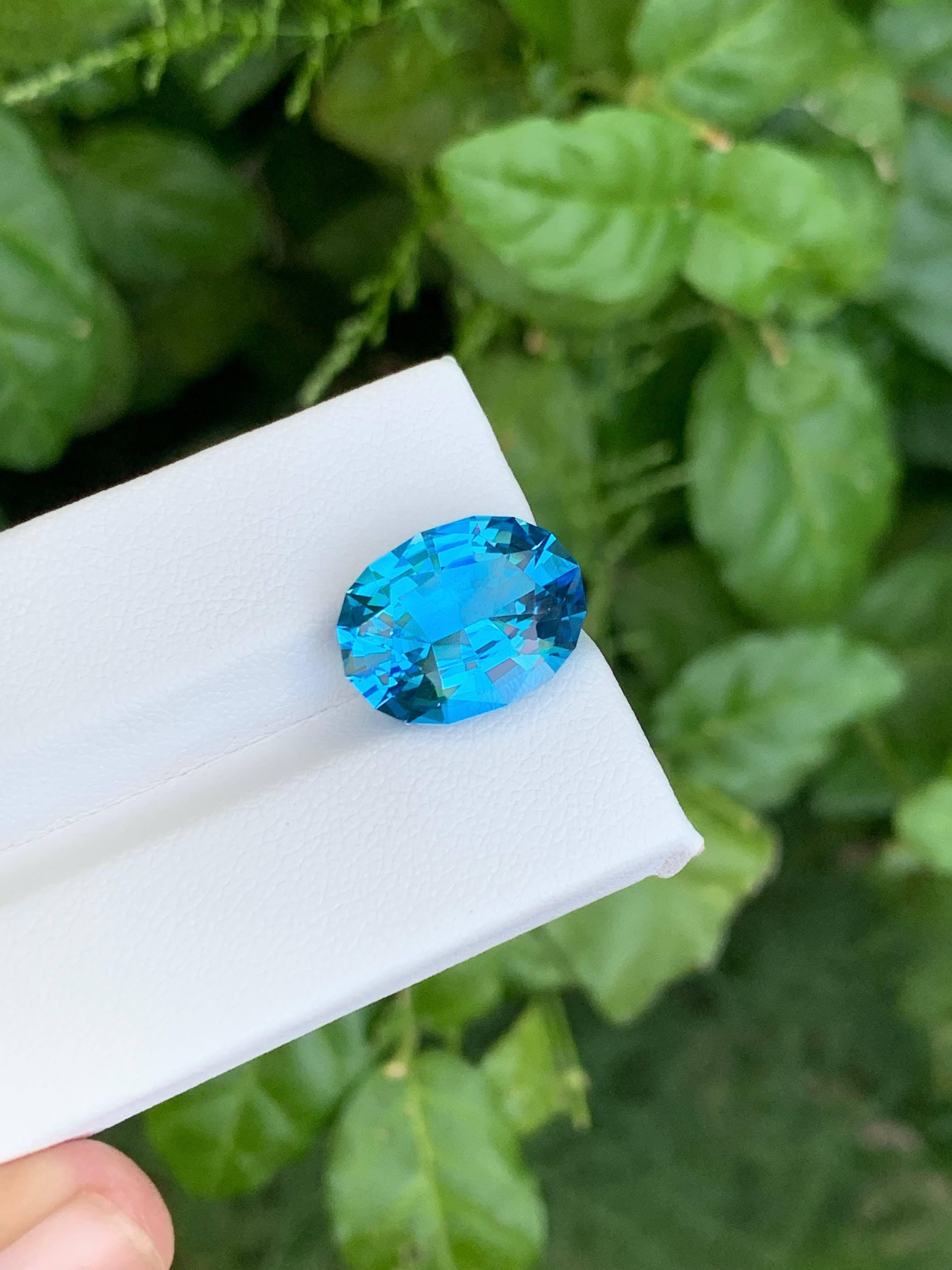 9,40 Karat Natürlicher Lose Neon Blauer Topas Stein Oval Schliff Madagaskars Edelstein (Ovalschliff) im Angebot