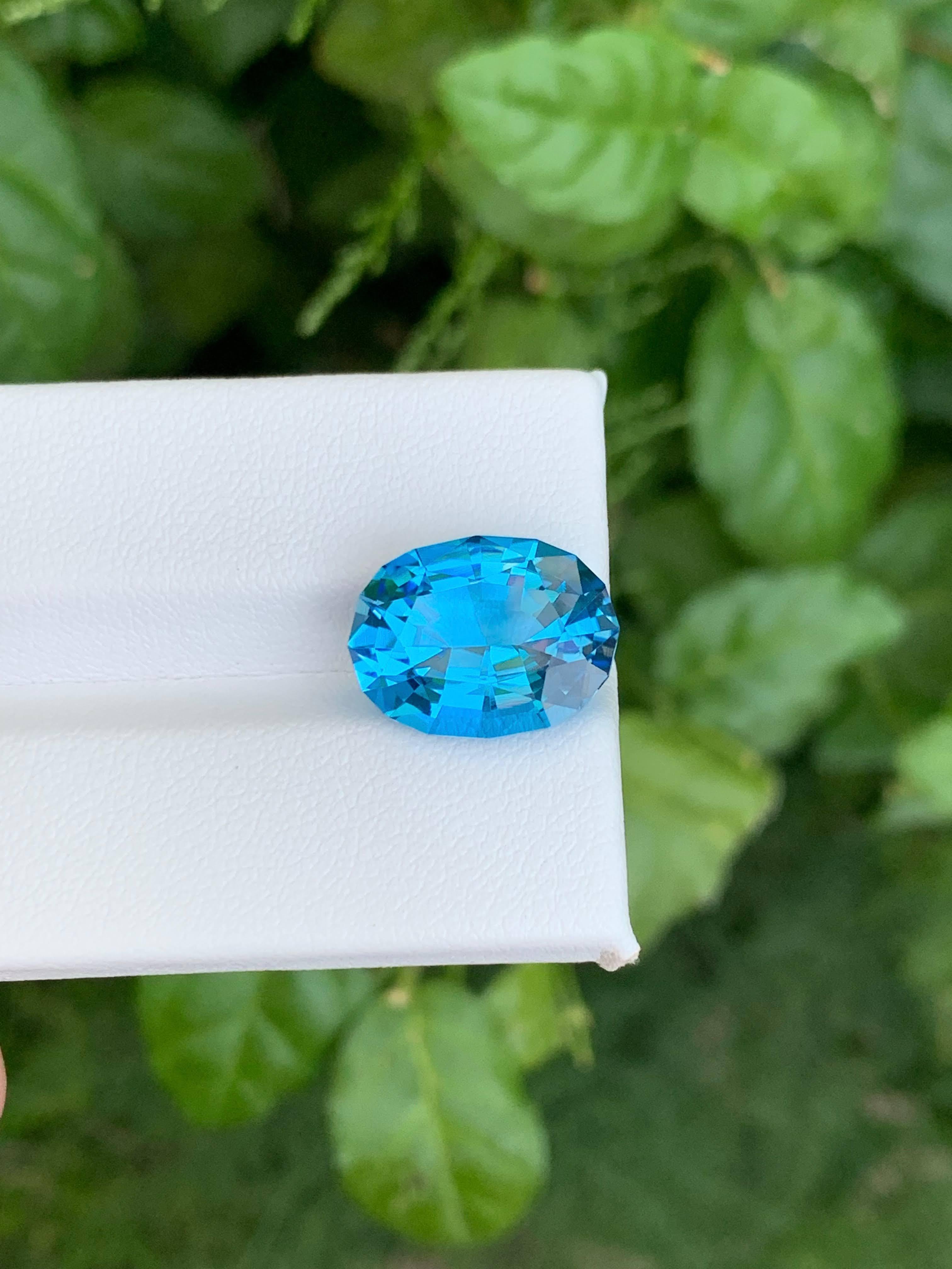 9,40 Karat Natürlicher Lose Neon Blauer Topas Stein Oval Schliff Madagaskars Edelstein im Zustand „Neu“ im Angebot in Bangkok, TH