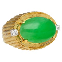 9.40 Carat Type A Fei Cui Jadeite Jade and Diamond Ring in Textured 18K Gold