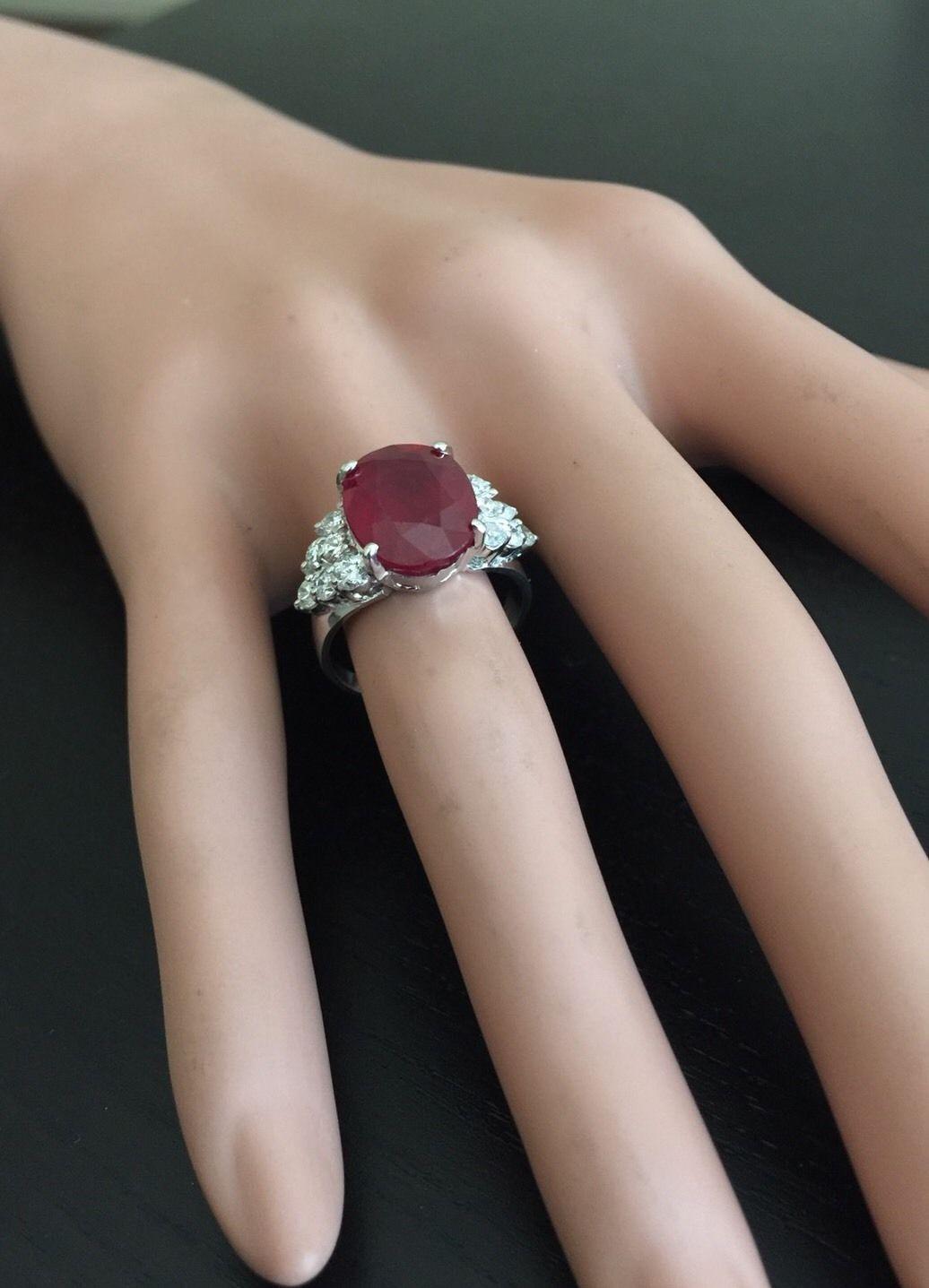 9.40 Carat Impressive Red Ruby and Natural Diamond 14 Karat White Gold Ring For Sale 1