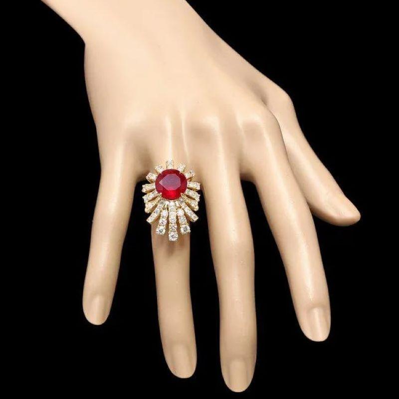 Anello in oro giallo massiccio 14K con rubino rosso naturale e diamanti da 9,40 carati In condizioni Nuovo in vendita a Los Angeles, CA