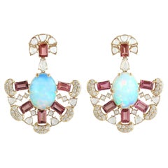 Meghna Jewels, boucles d'oreilles en or 14 carats, opale éthiopienne, tourmaline et diamant 9,41 carats