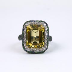 9.41 Carat Lemon Quartz White Gold Cocktail Ring with Diamond Halo