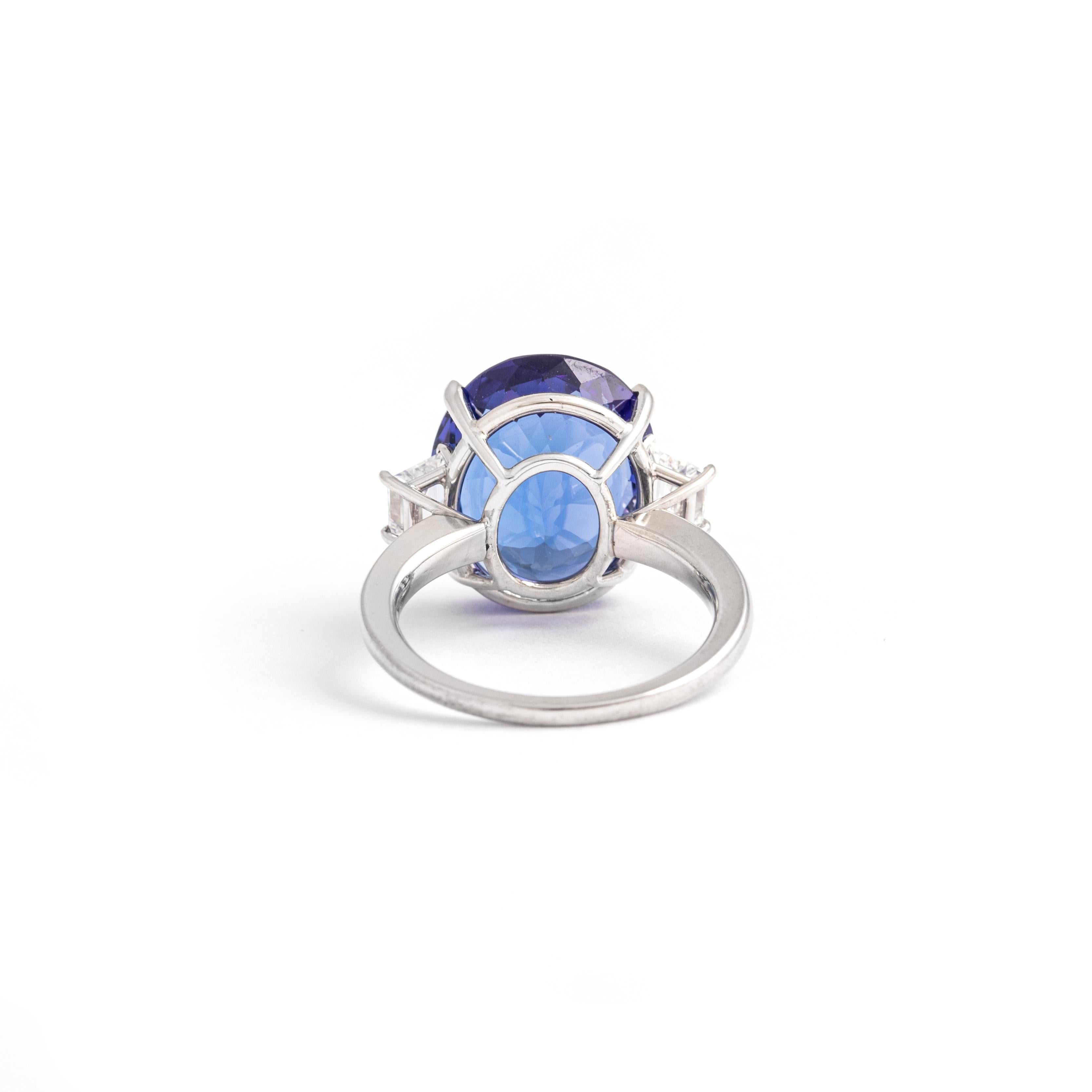 9.42 Carat Tanzanite Diamond White Gold Ring For Sale 1