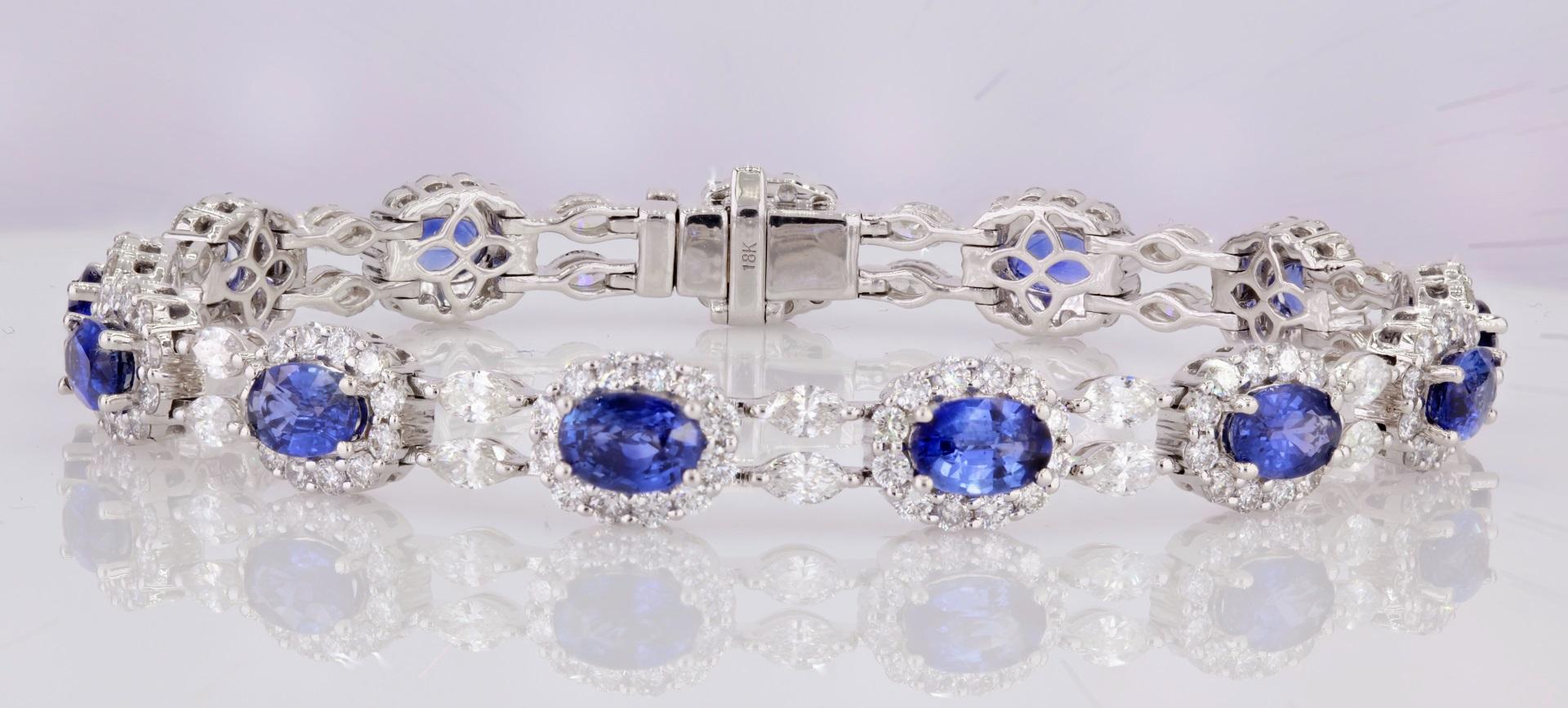9.42 Carat Vivid Blue Oval Cut Sapphire and 3.94 Carat Diamond Bracelet ref363 In New Condition For Sale In New York, NY