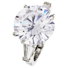 9.43 Carat Round Brilliant Diamond Ring 18K Gold Heirloom-Worthy Glow