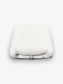 944 Soriana Ottoman in Tess Look Bianco by Cassina