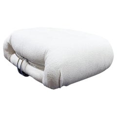 944 Soriana Ottoman in Tess Look Bianco by Cassina