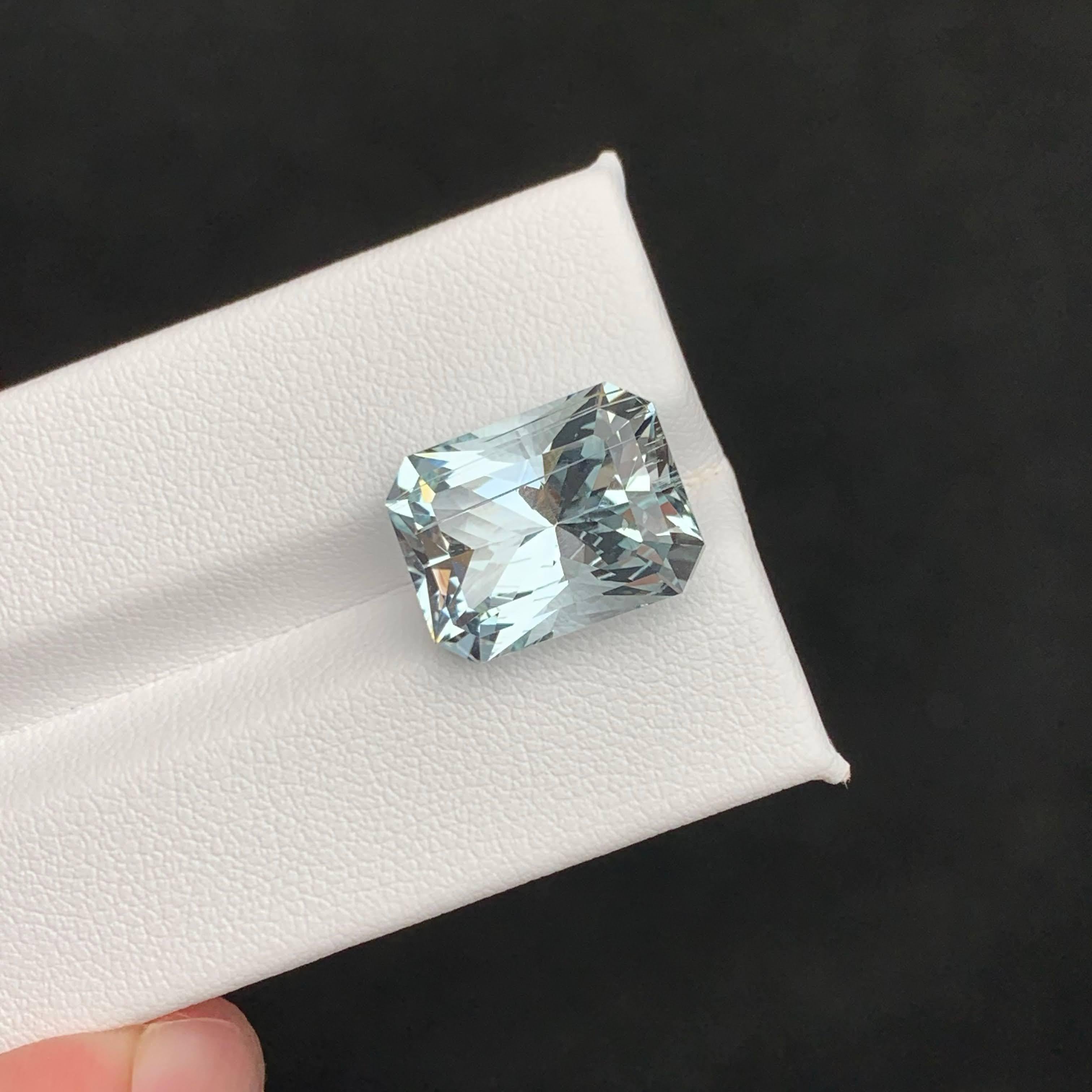 9,45 Carati di pietra d'acquamarina naturale sfusa Fancy Cushion Cut Gemma del Pakistan In condizioni Nuovo in vendita a Bangkok, TH