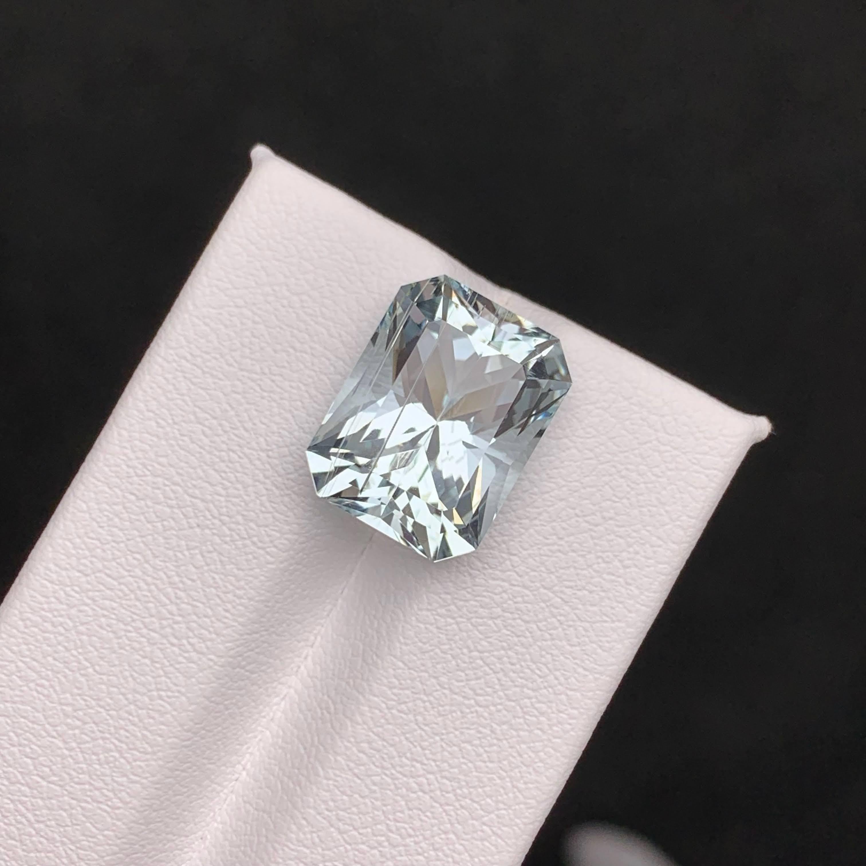 da uomo o donna 9,45 Carati di pietra d'acquamarina naturale sfusa Fancy Cushion Cut Gemma del Pakistan in vendita
