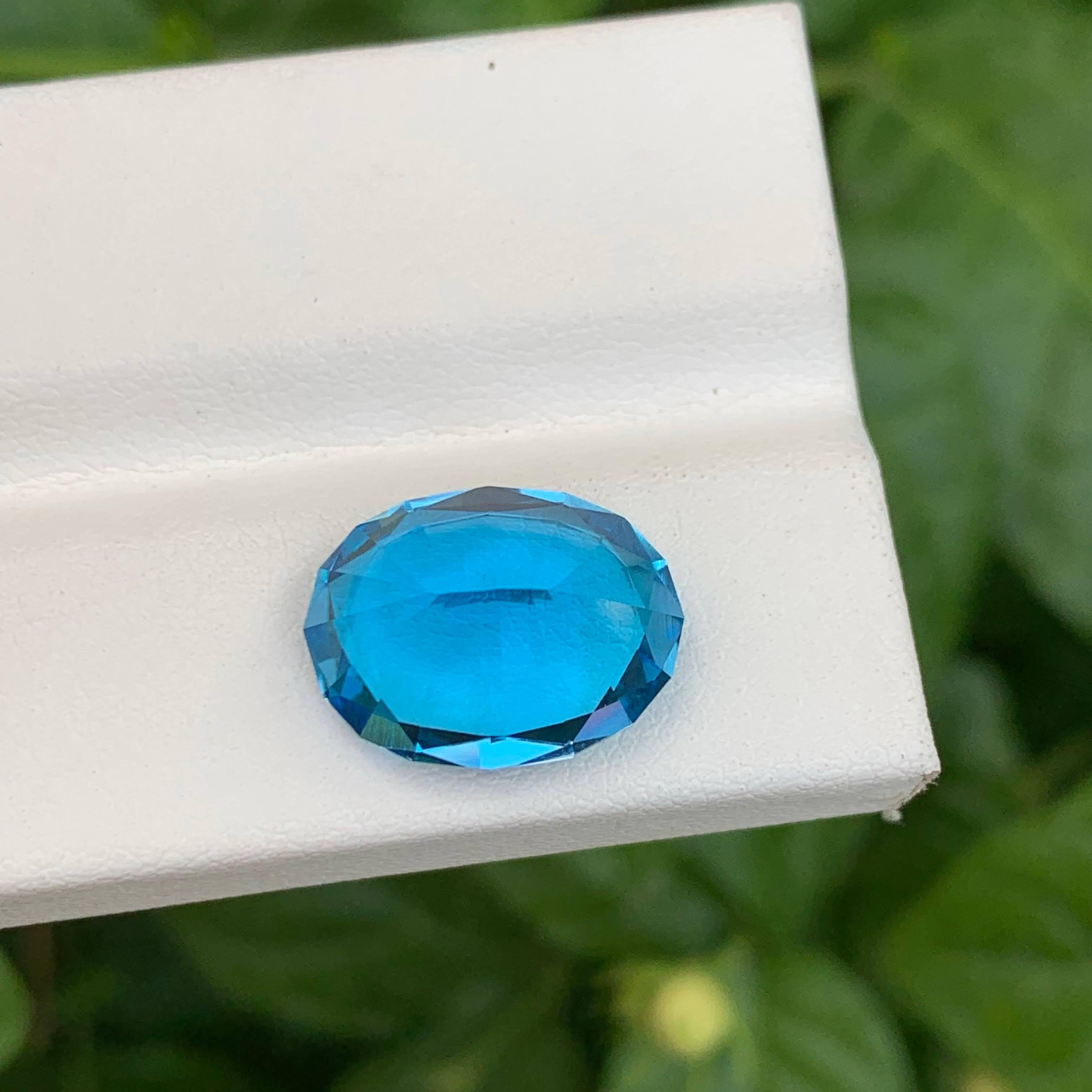 Taille ovale 9.45 Carat Nature Loose Neon Blue Topaz Stone Oval Cut Brazilian Gemstone (pierre précieuse brésilienne de taille ovale) en vente