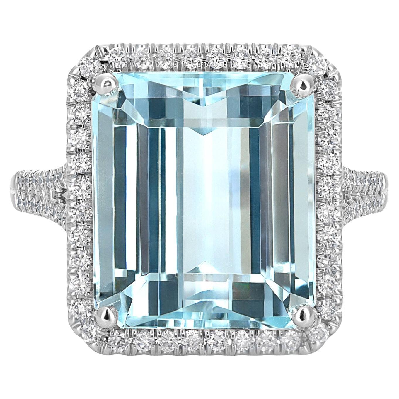 9.45 Carats Aquamarine Diamonds set in 14K White Gold Ring