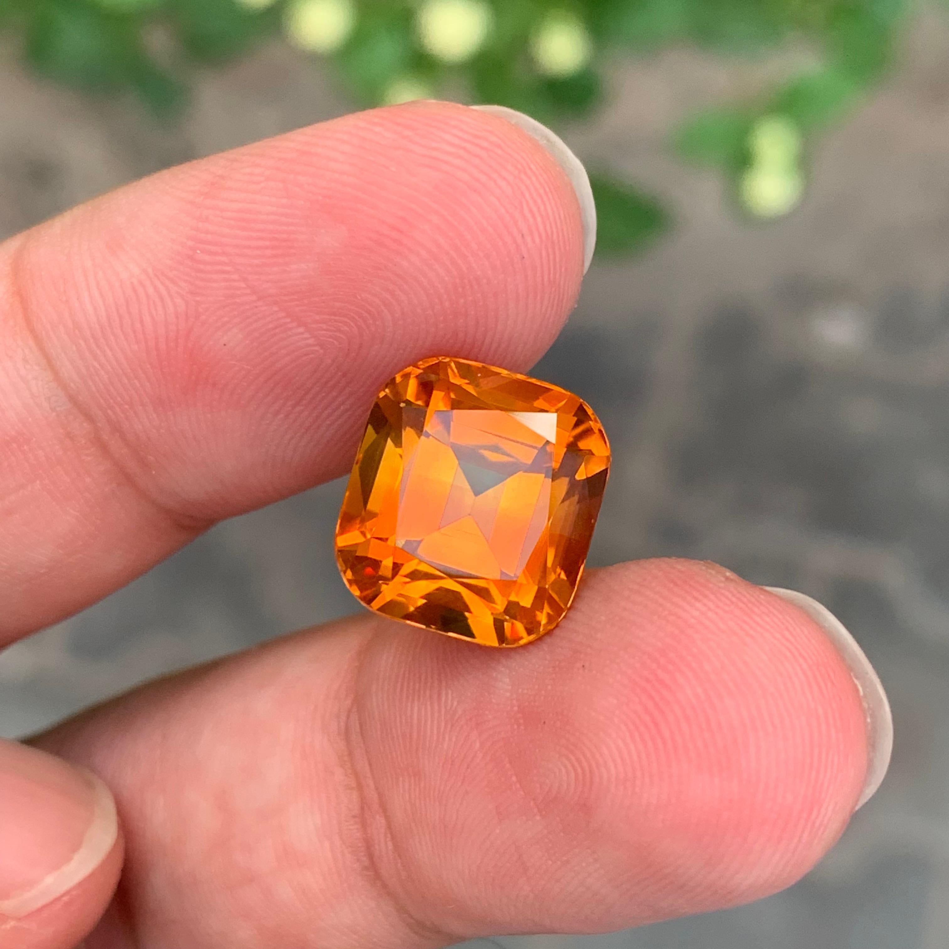 Taille coussin 9.45 Carats Faceted Maderia Citrine Natural Loose Gemstone (Citrine de Madère à facettes) en vente