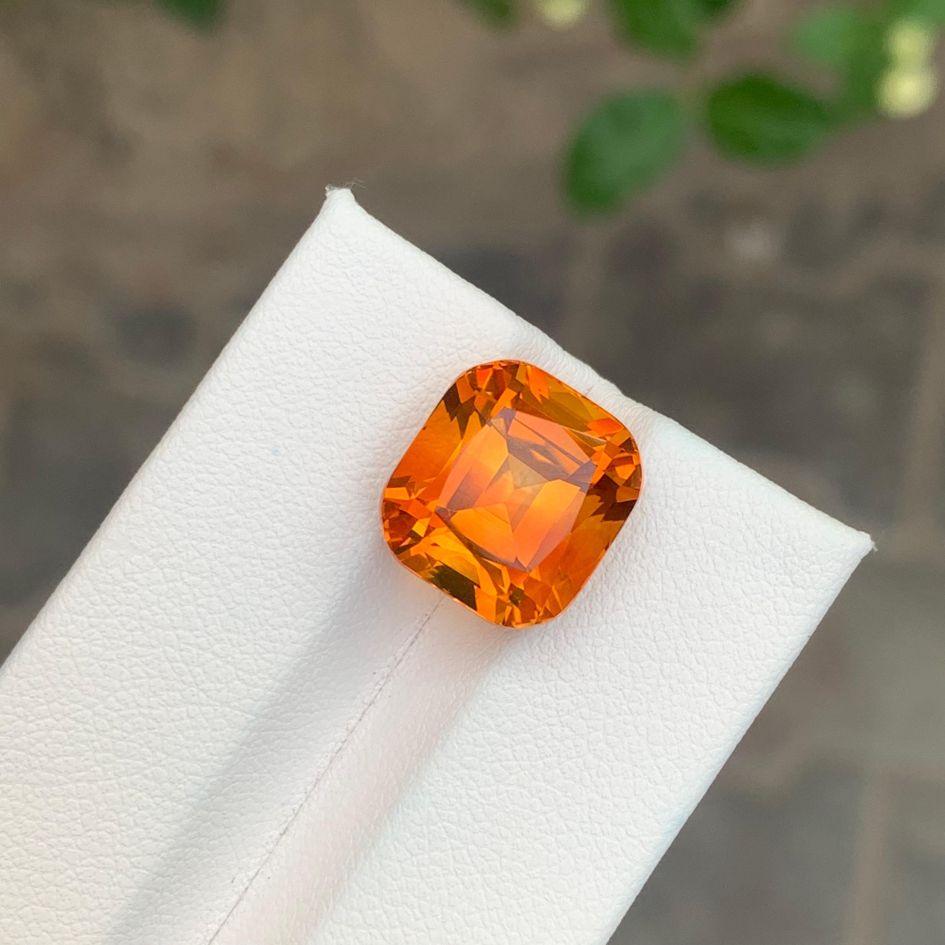 9.45 Carats Faceted Maderia Citrine Natural Loose Gemstone (Citrine de Madère à facettes) Unisexe en vente