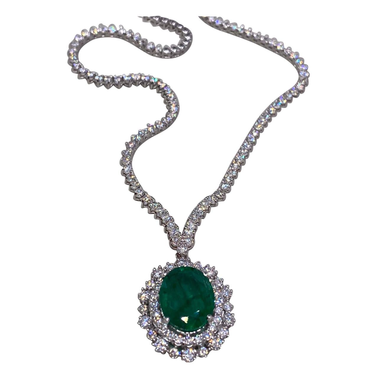 9.45 Ctw Emerald 18k White Gold Diamond Necklace