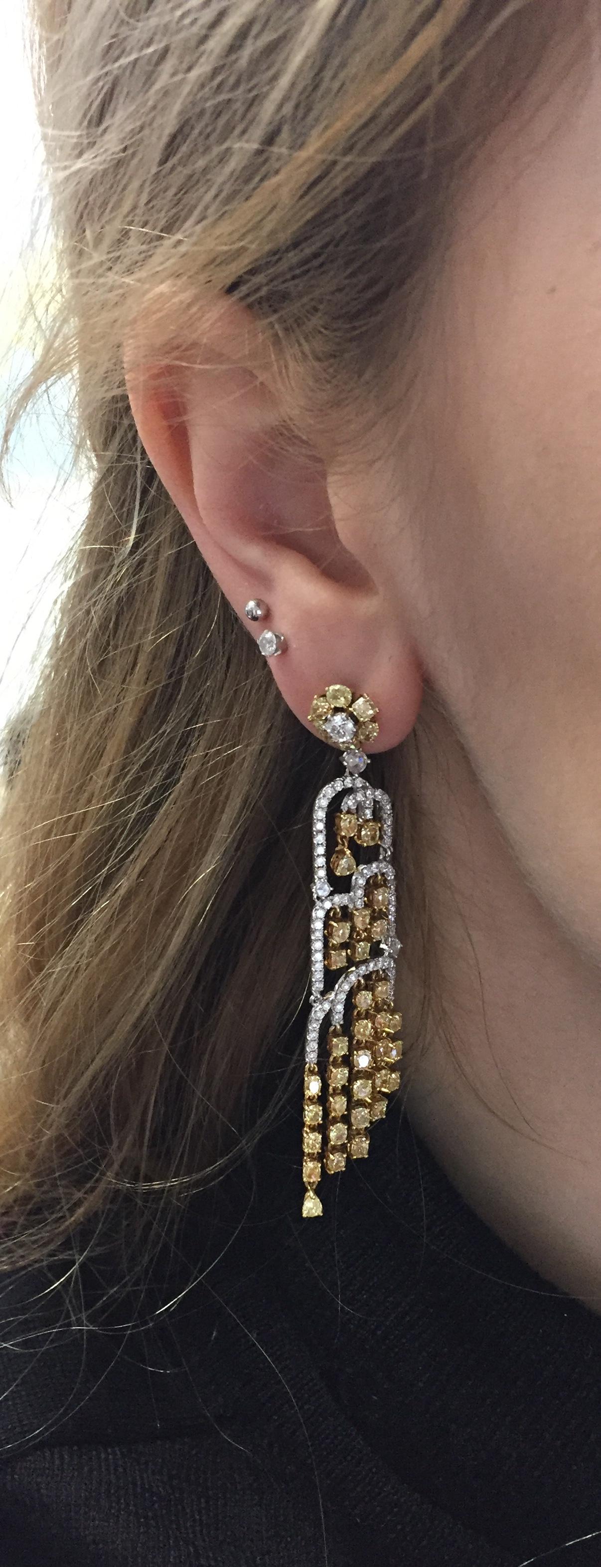 9.47 Carat Total in White and Yellow Diamonds, Waterfall Earrings In New Condition For Sale In Houston, TX
