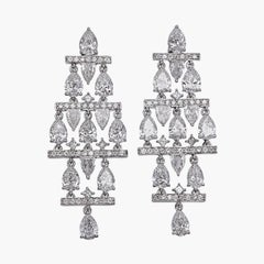 Boucle d'oreille en or blanc 18 carats avec diamant de 9,48 carats