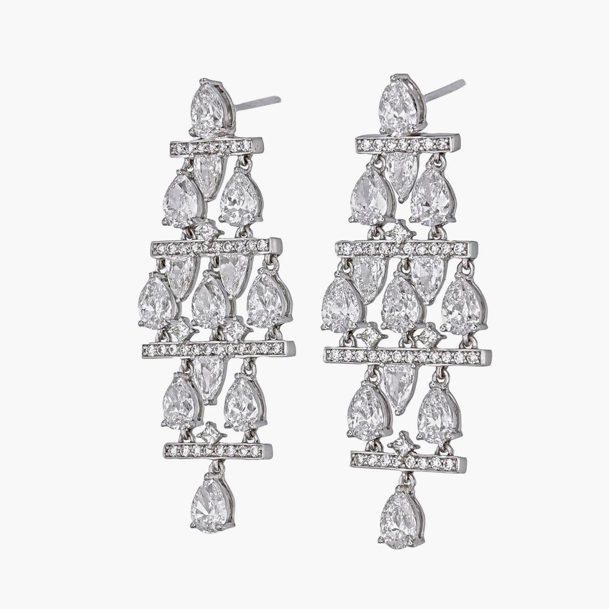 Estetismo Orecchino con diamante da 9,48 carati in oro bianco da 18 carati in vendita