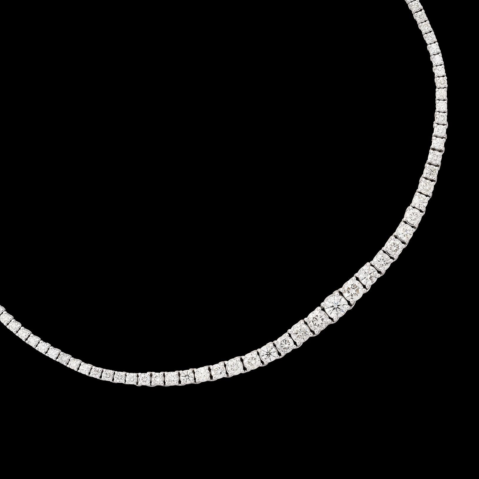 Round Cut 9.48 carat White Gold Diamond Tennis Necklace