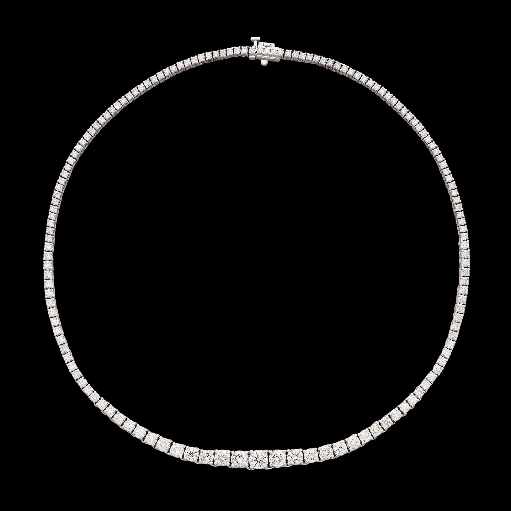 9.48 carat White Gold Diamond Tennis Necklace 2