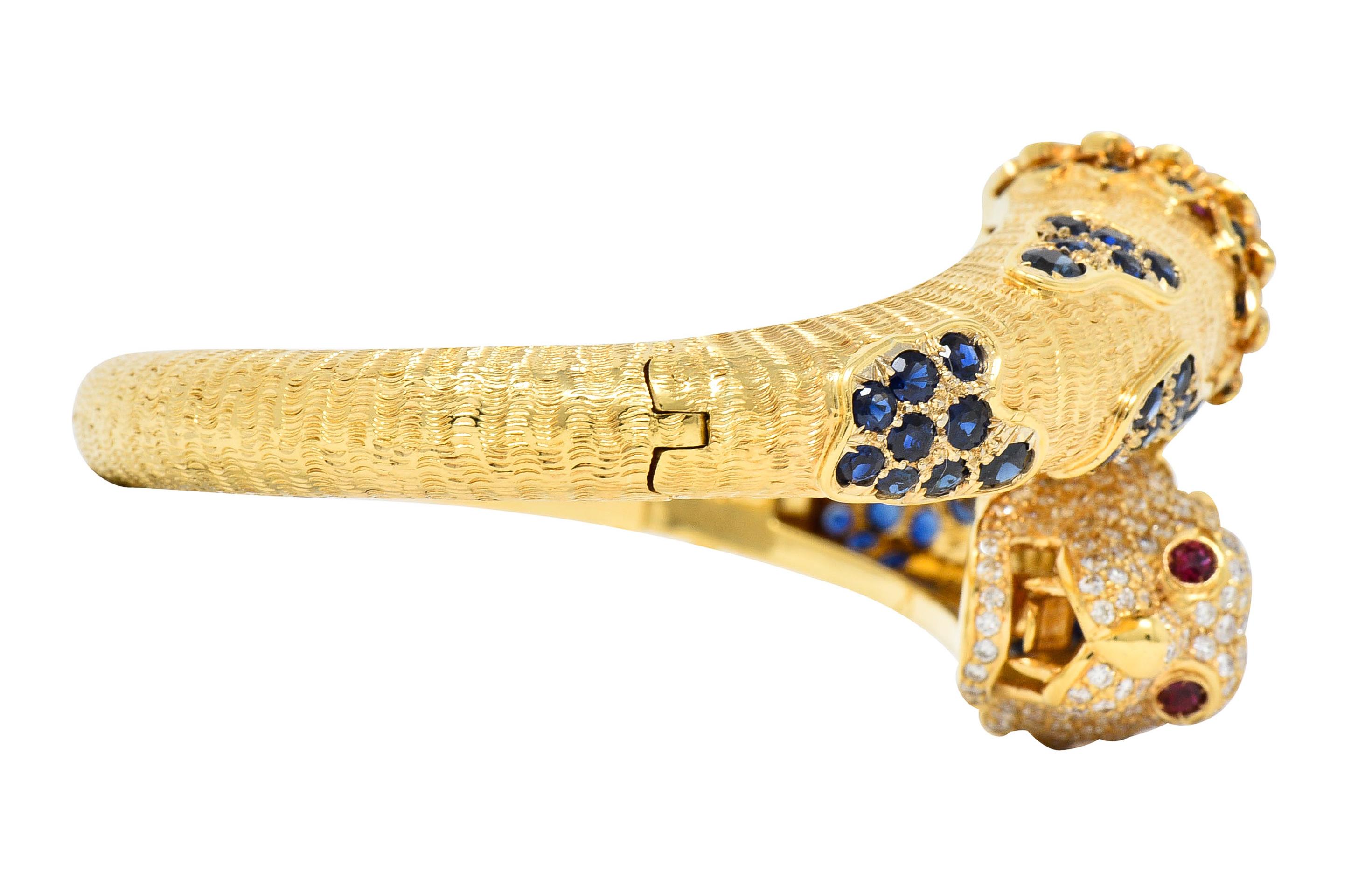 Round Cut 9.48 CTW Sapphire Ruby Diamond 18 Karat Yellow Gold Lion-Head Vintage Bracelet