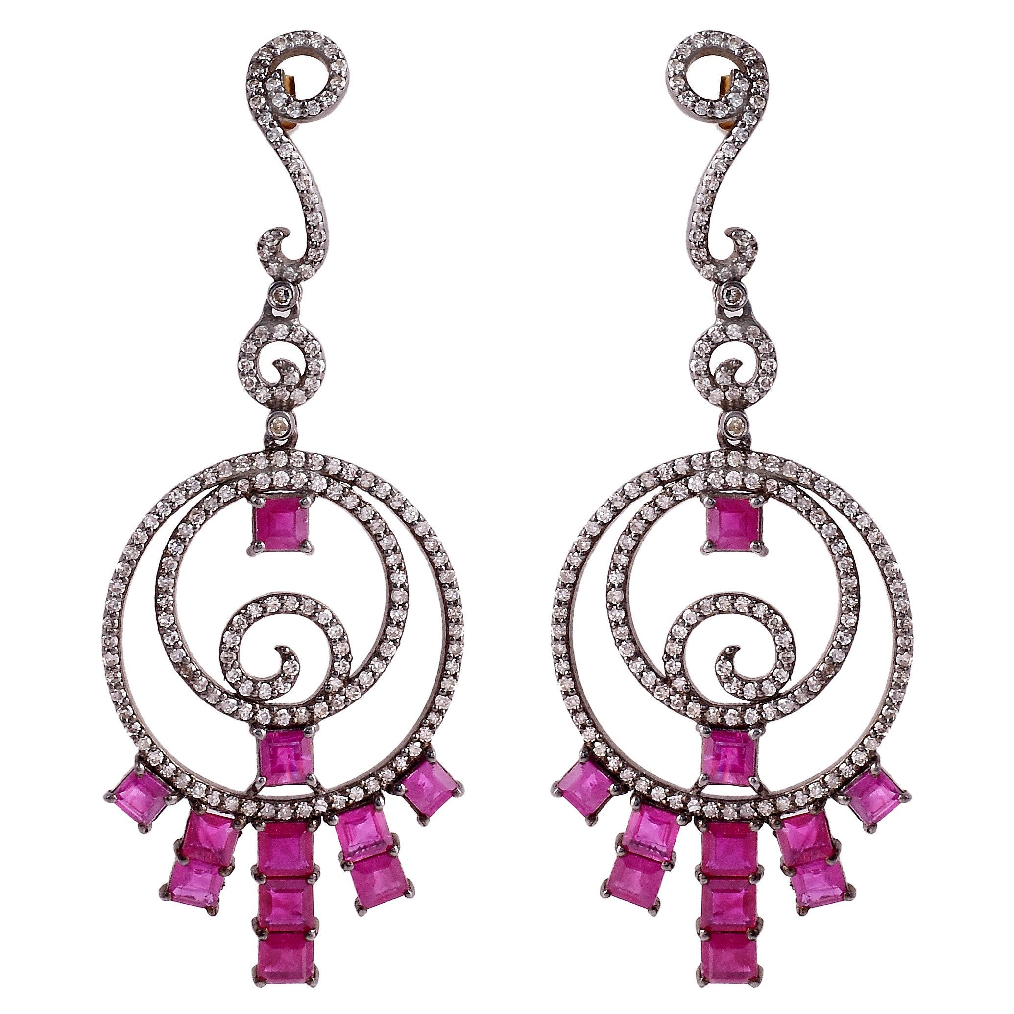 Pendants d'oreilles de style victorien avec diamants et rubis de 9,49 carats