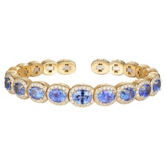 9.49 Carats Blue Sapphire Diamond Bangle Bracelet in 18 Karat Yellow Gold
