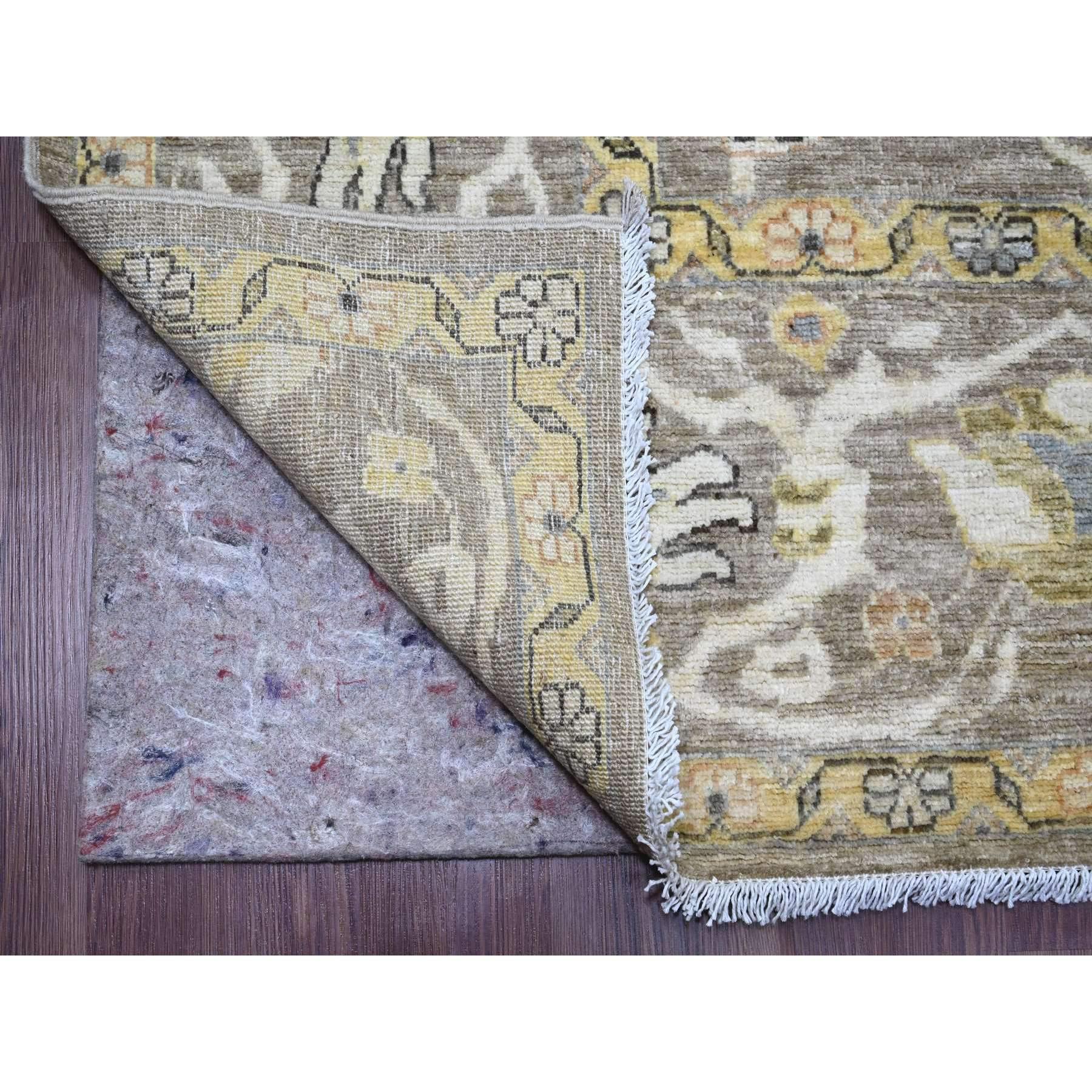 Afghano 9'4 
