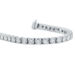 9.5 Carat Diamond Line Tennis Bracelet in 18 Karat White Gold