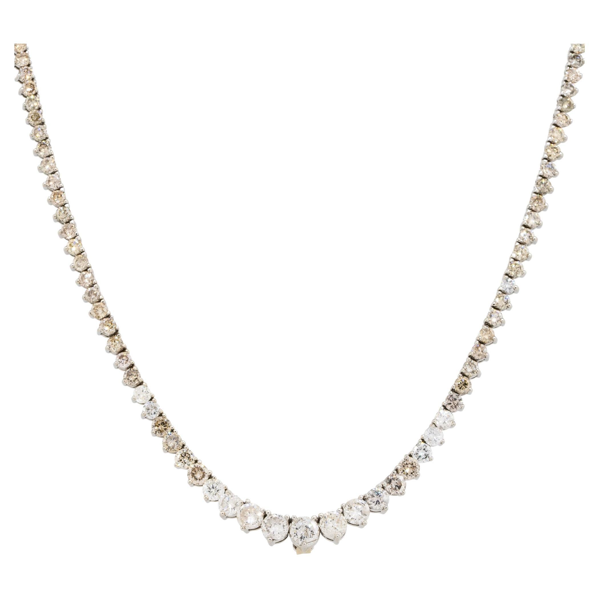 9.5 Carat Graduated Diamond Tennis Necklace 14 Karat in Stock For Sale